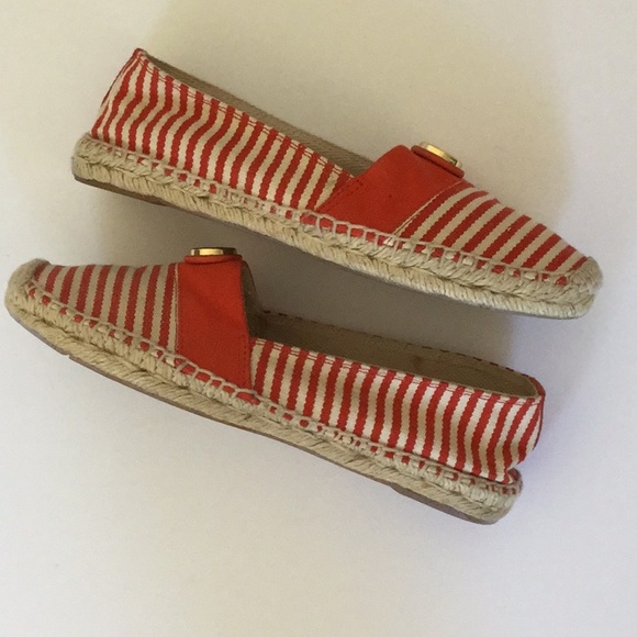 TORY BURCH STRIPED CANVAS ESPADRILLES - Picture 4 of 7